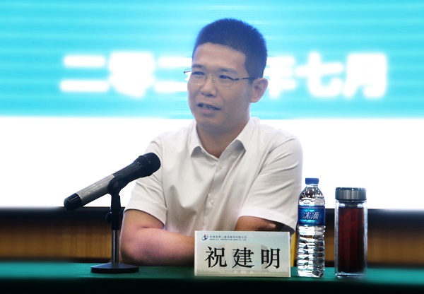 云鼎(中国)总经理祝建明针对新员工未来发展提出要求.jpg