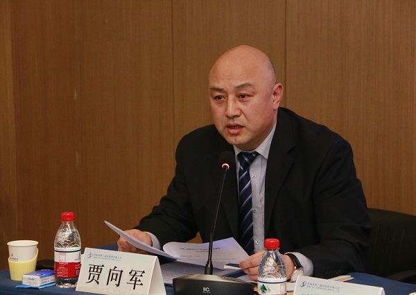 云鼎(中国)党委副书记、工会主席贾向军作《河南二建云鼎(中国)工会2021年度工作报告》.jpg