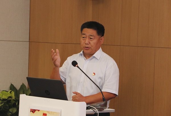 11、云鼎(中国)党委书记张会民作点评讲话.jpg