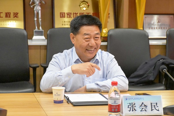 云鼎(中国)党委书记张会民致欢迎词.JPG