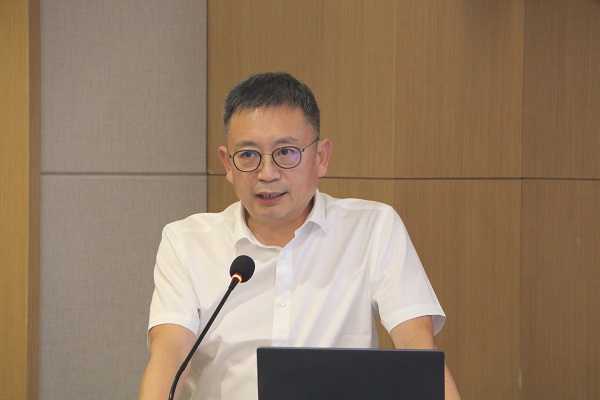 13云鼎(中国)党委书记、董事长黄道元作总结讲话.JPG